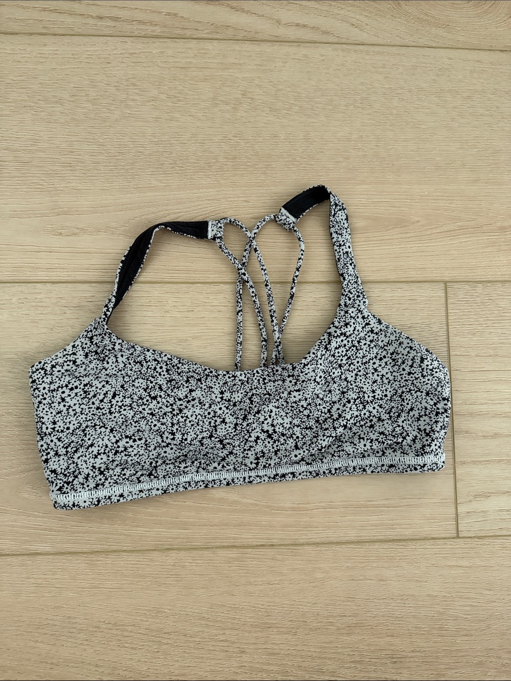 Lululemon Bra size 6